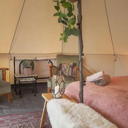 אוהל מפואר Bell Tent In Voedselbos *