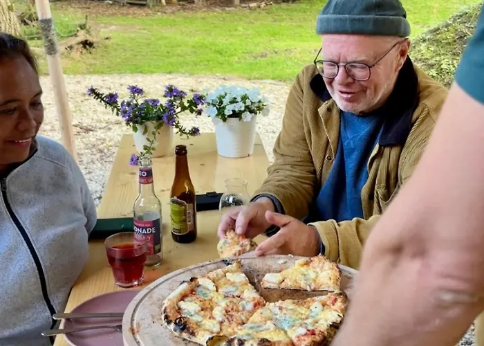 Bell Tent In Voedselbos Campo de lujo *