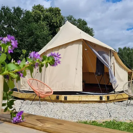 Bell Tent In Voedselbos