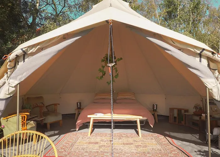 Bell Tent In Voedselbos *